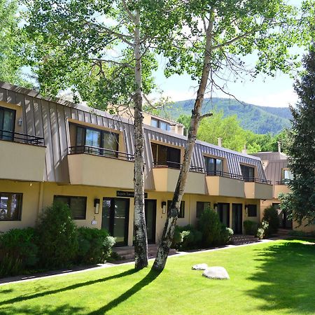 Aspen Townhouse East By Frias Properties Hotel Exterior foto